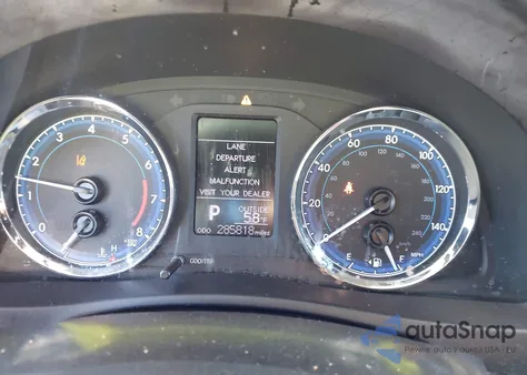 2018 Toyota Corolla Le из США, поврежденный, VIN 5YFBURHE5JP809602